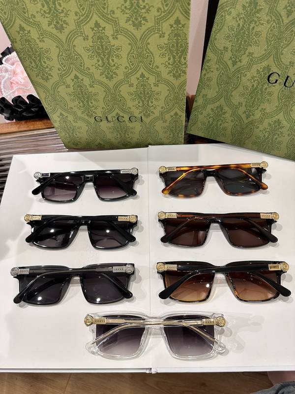 Gucci Sunglasses Top Quality GUS03611