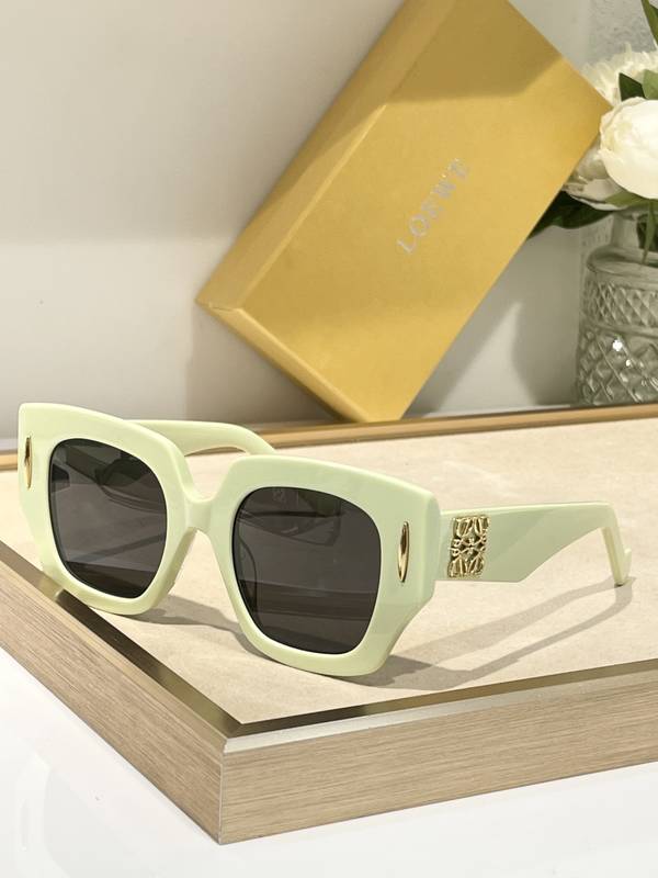 Loewe Sunglasses Top Quality LOS00304