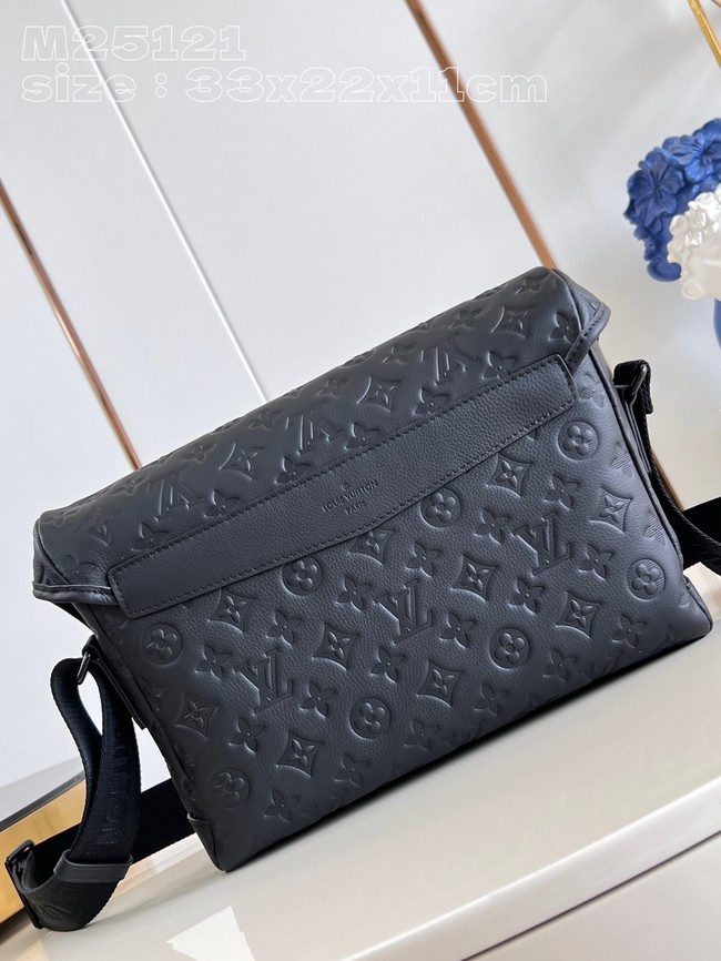 Louis Vuitton Messenger Voyager PM M25121 Black