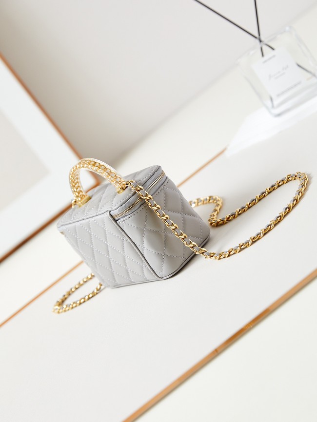 CHANEL MINI CLUTCH WITH CHAIN AP3820 light gray