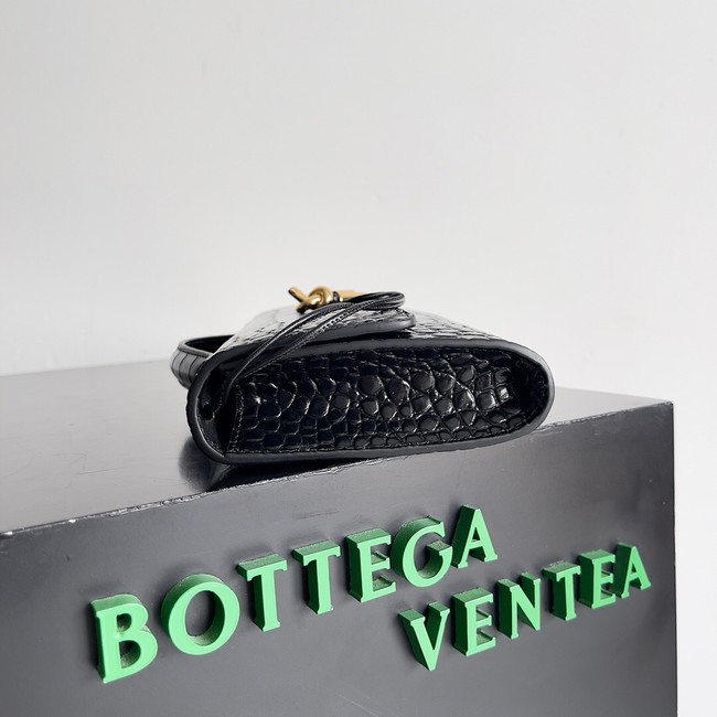 Bottega Veneta Long Clutch Andiamo With Handle alligator leather 741511 black