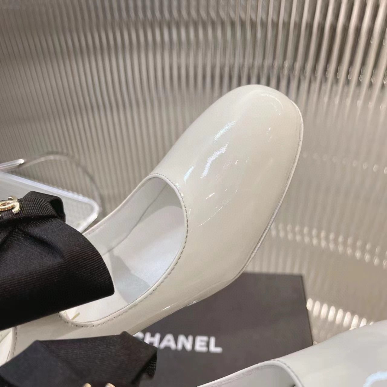 Chanel 24C Bow Mary Jane Shoes Original Patent Calf Leather 55MM Heels C85923 White