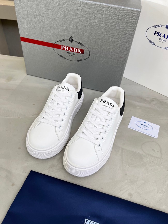 Prada Flat shoes 11919-4