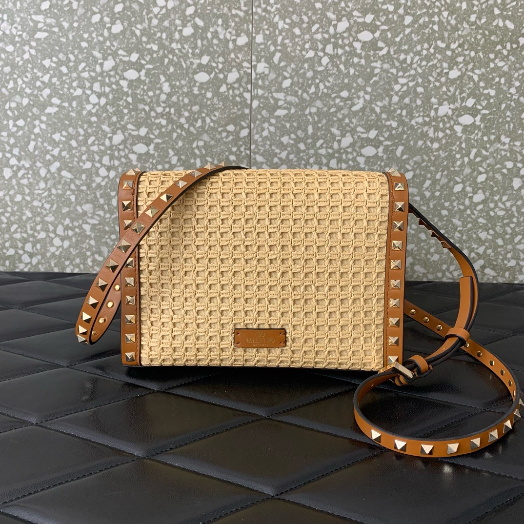 VALENTINO VLOGO SIGNATURE RAFFIA Shoulder Bag 03221 brown