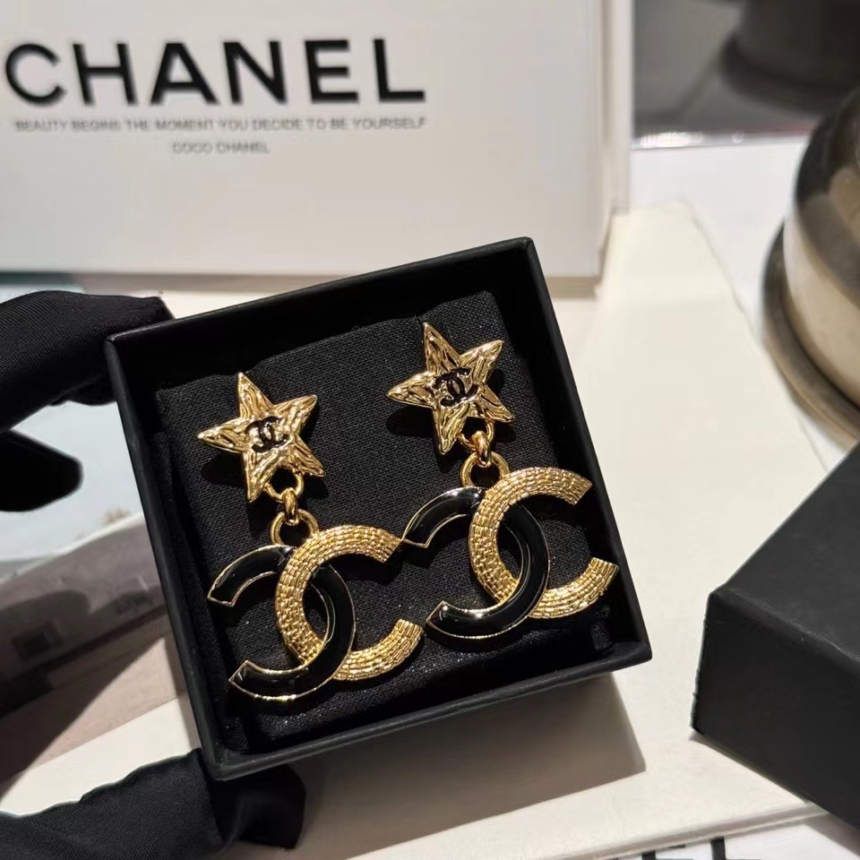 Chanel Earrings CE14390