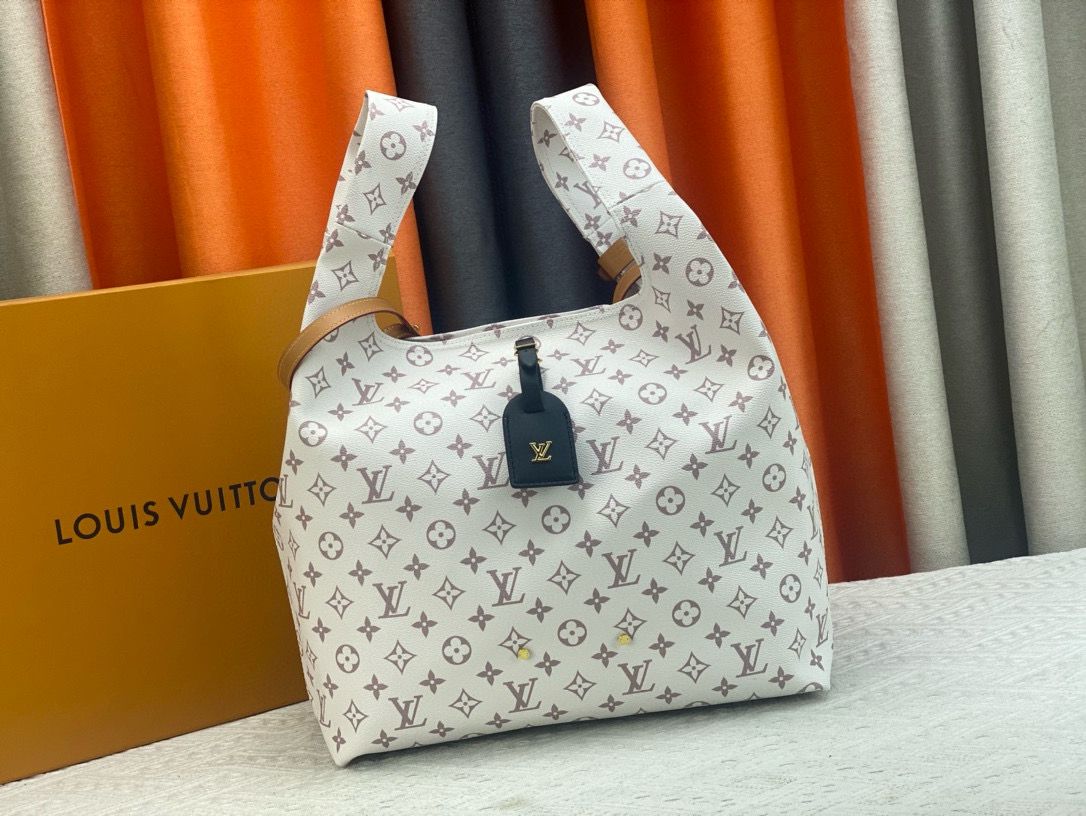 Louis Vuitton Monogram Canvas Atlantis GM Bag M46816 OR M46817 White