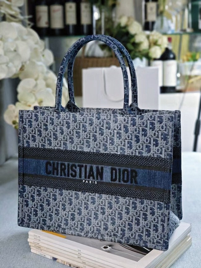 Medium Dior Book Tote Blue Denim Dior Oblique Jacquard M1296ZEG