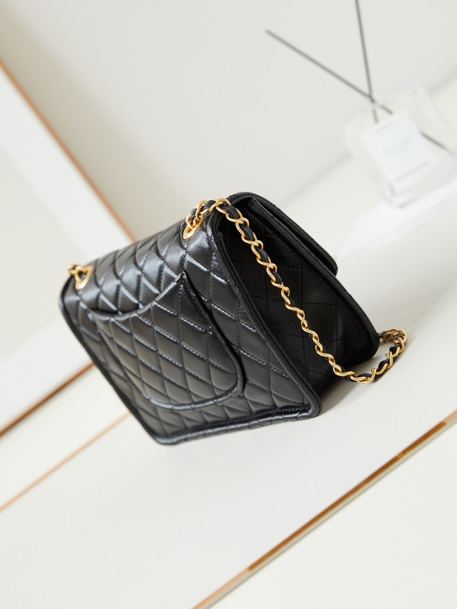 CHANEL FLAP BAG Lambskin AS4686 black