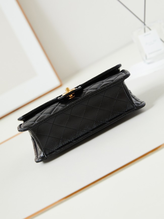 CHANEL FLAP BAG Lambskin AS4686 black