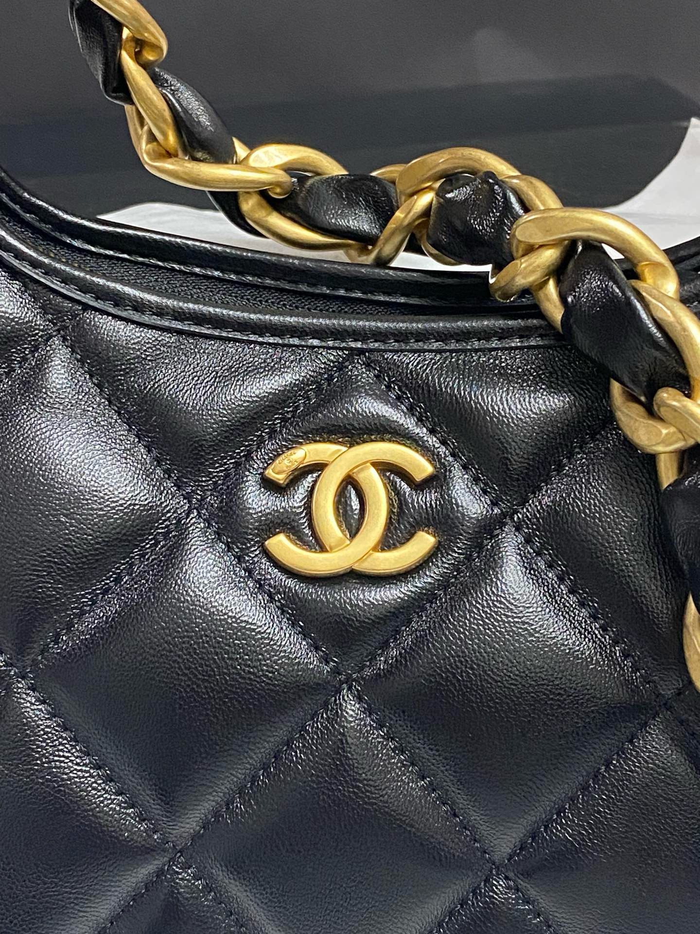 Chanel 24A Original Leather Hobo Bag AS4922  AS4923 Black