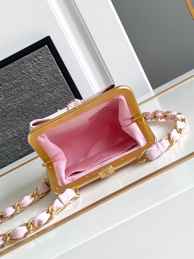 Chanel 24A  CLUTCH WITH CHAIN AP4028 pink