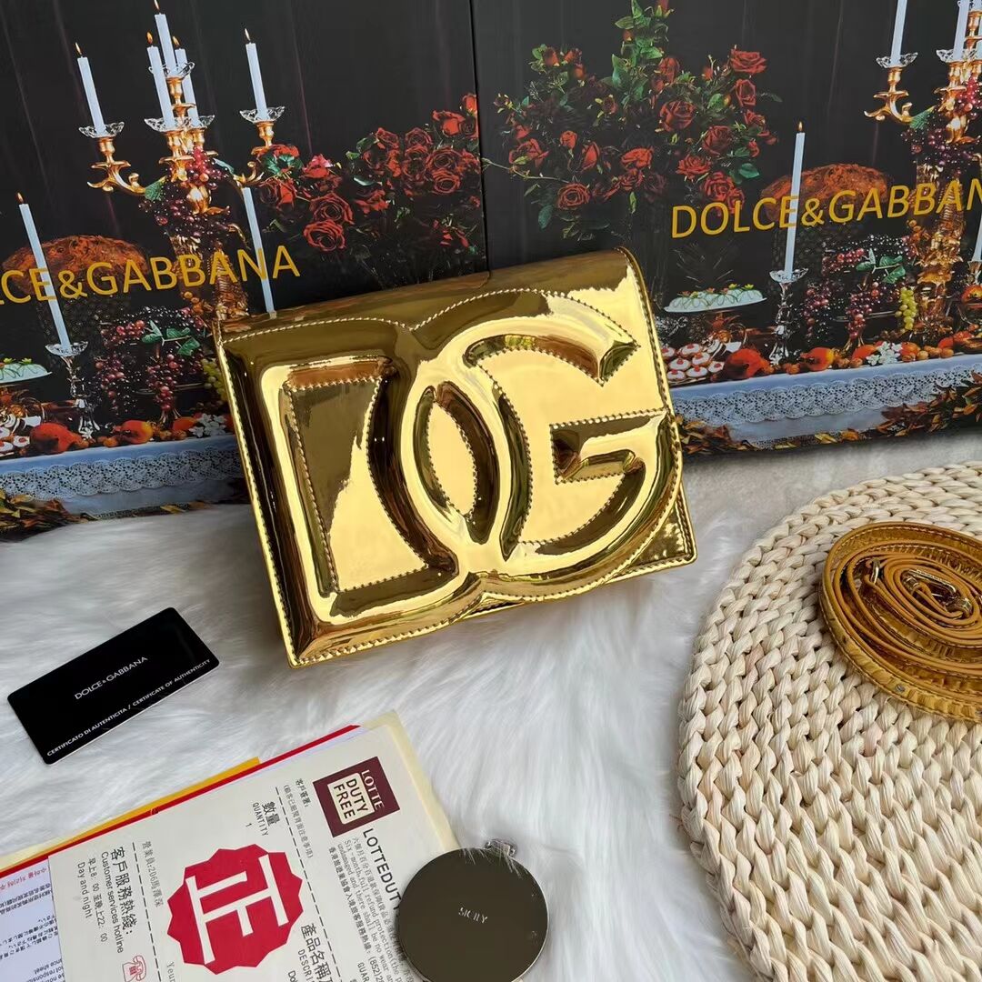 Dolce & Gabbana Patent leather Shoulder Bag G6551 gold