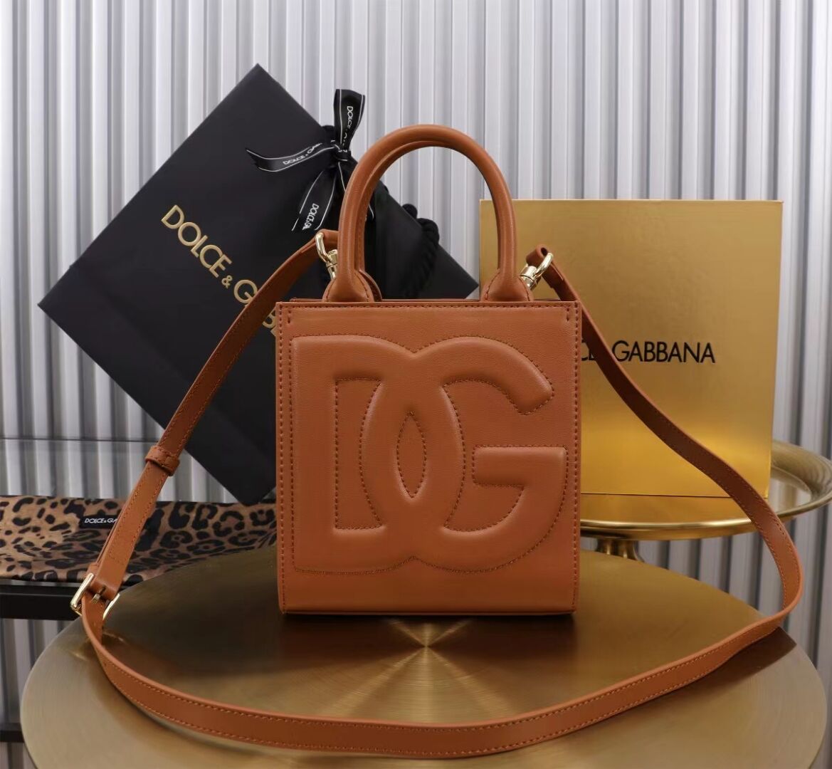 Dolce & Gabbana leather Shoulder Bag G6507 brown