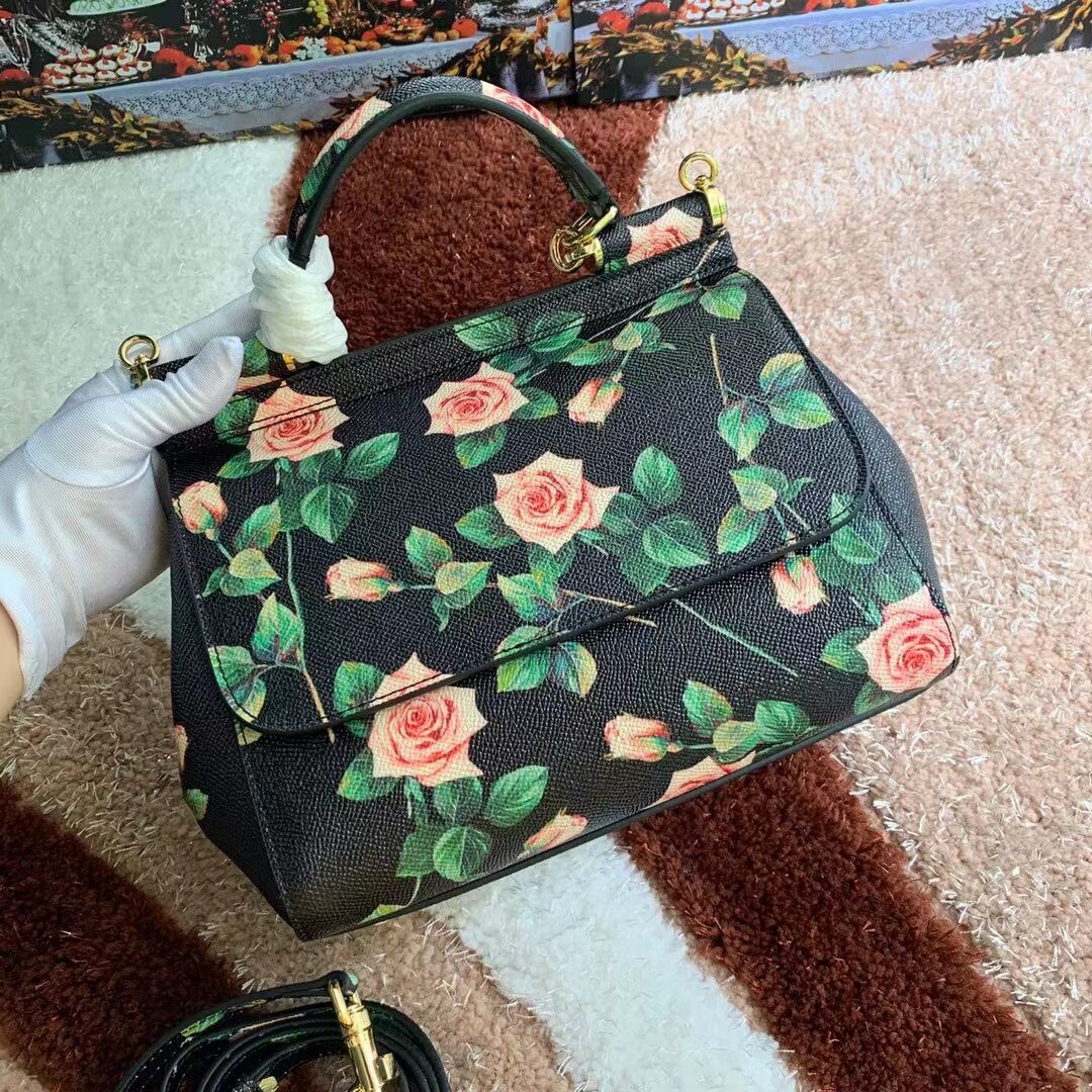 Dolce & Gabbana leather Shoulder Bag G6636-4