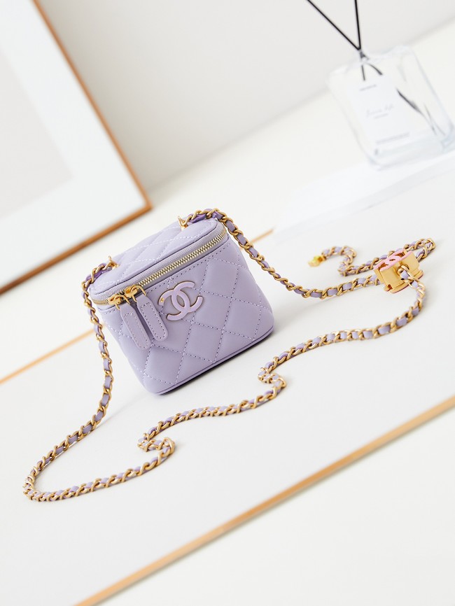CHANEL CLUTCH WITH CHAIN AP3941 Light Purple