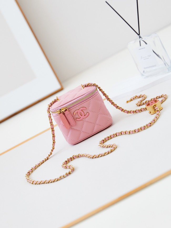 CHANEL CLUTCH WITH CHAIN AP3941 pink