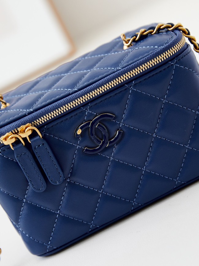 CHANEL MINI CLUTCH  AP3940 blue