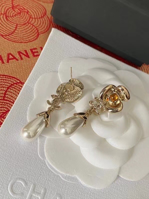 Chanel Earrings CE14650