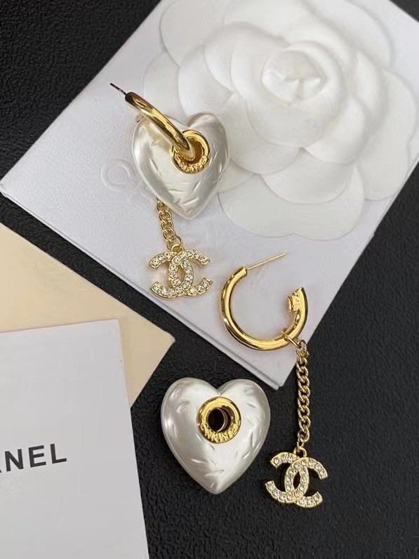 Chanel Earrings CE14664