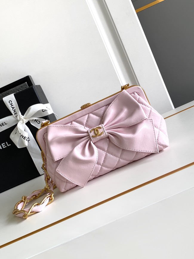 Chanel 24A CLUTCH WITH CHAIN AP4027 pink