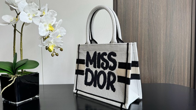 Small Dior Book Tote Two-Tone white and Black Miss Dior Graffiti Embroidery M1265Z