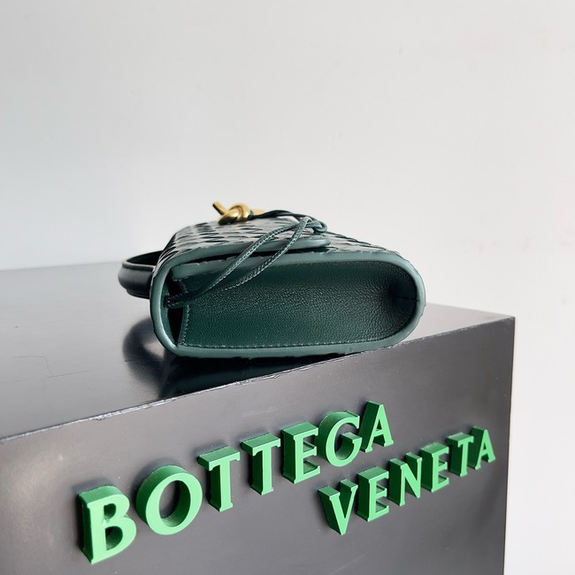 Bottega Veneta Long Clutch Andiamo With Handle 741511 Emerald green