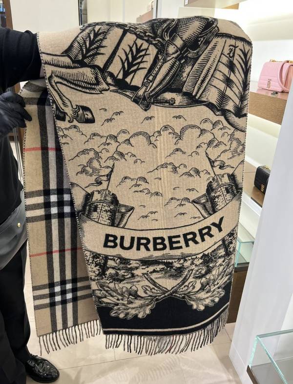Burberry Scarf BBC00183 Burberry Scarf BBC00183