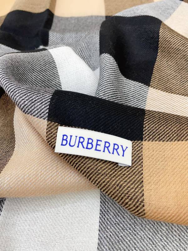 Burberry Scarf BBC00199 Burberry Scarf BBC00199