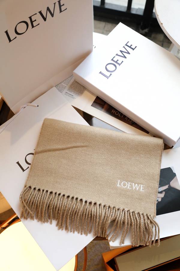 Loewe Scarf LOC00056 Loewe Scarf LOC00056