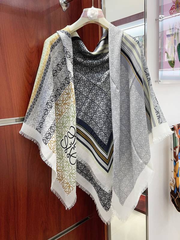 Loewe Scarf LOC00069 Loewe Scarf LOC00069