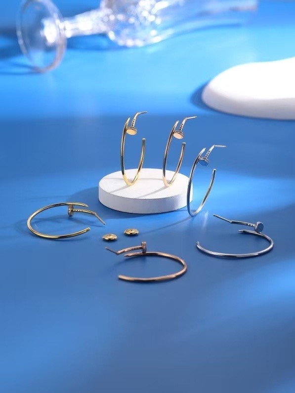 Cartier Earring CE16526