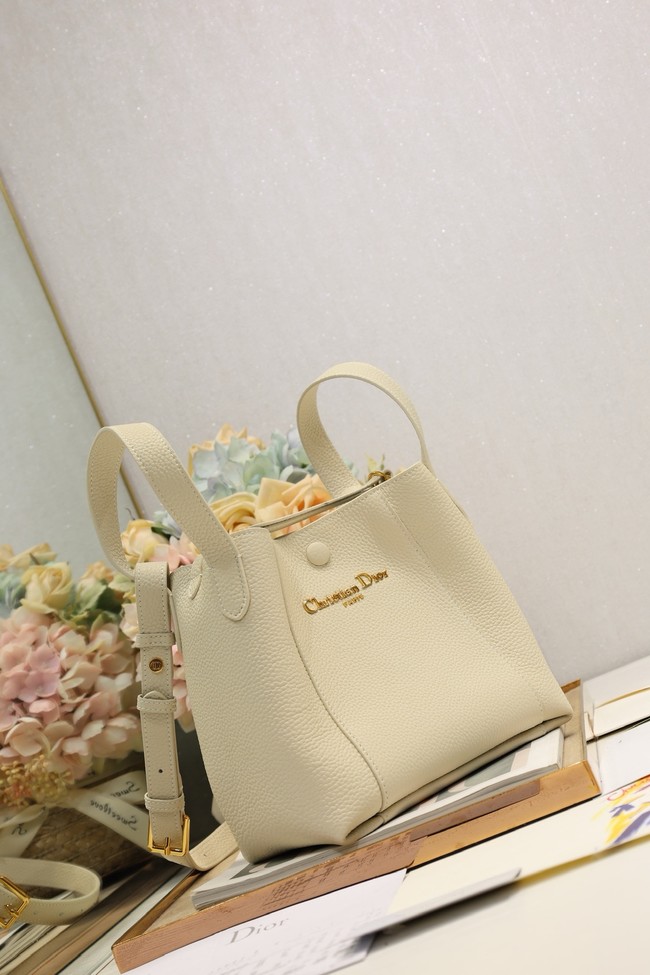 Dior Medium Signature Bucket Bag Grained Calfskin M2841USKU Latte
