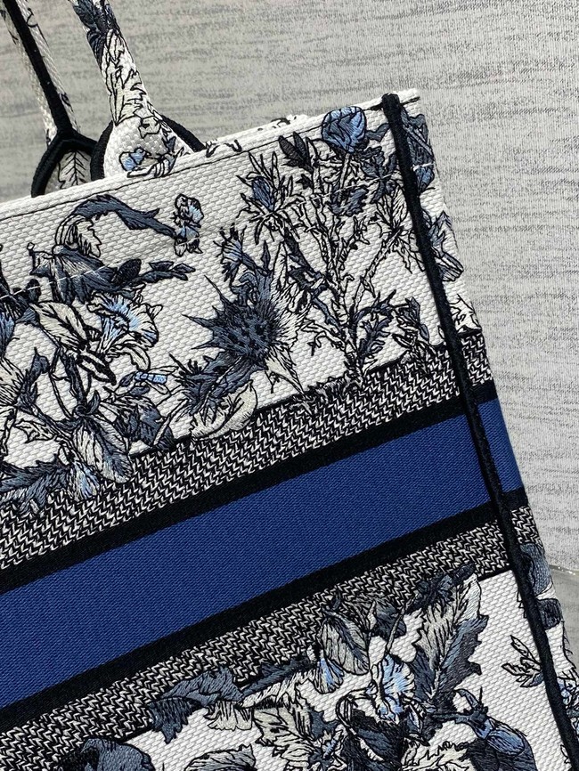 Medium Dior Book Tote Embroidery Embroidery M1296ZTDT-5