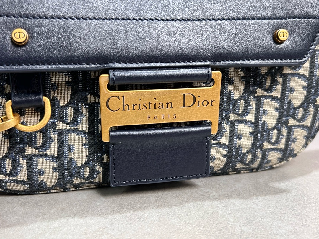 Dior Small Streetchic Bag Blue Dior Oblique Jacquard and mooth Calfskin M3913CDKV