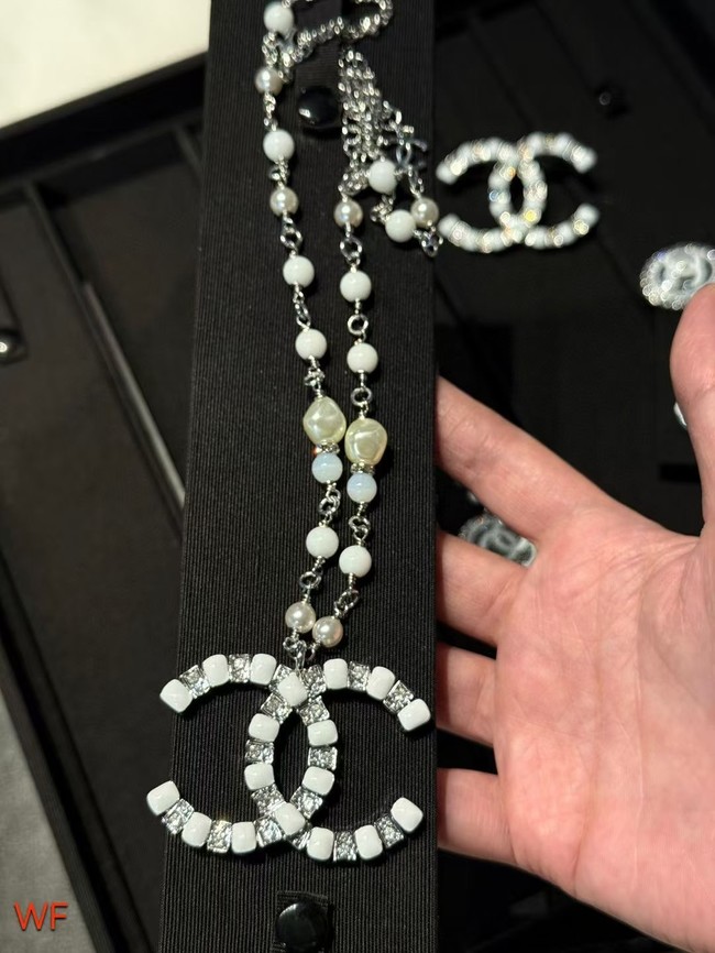 Chanel necklace CE16628