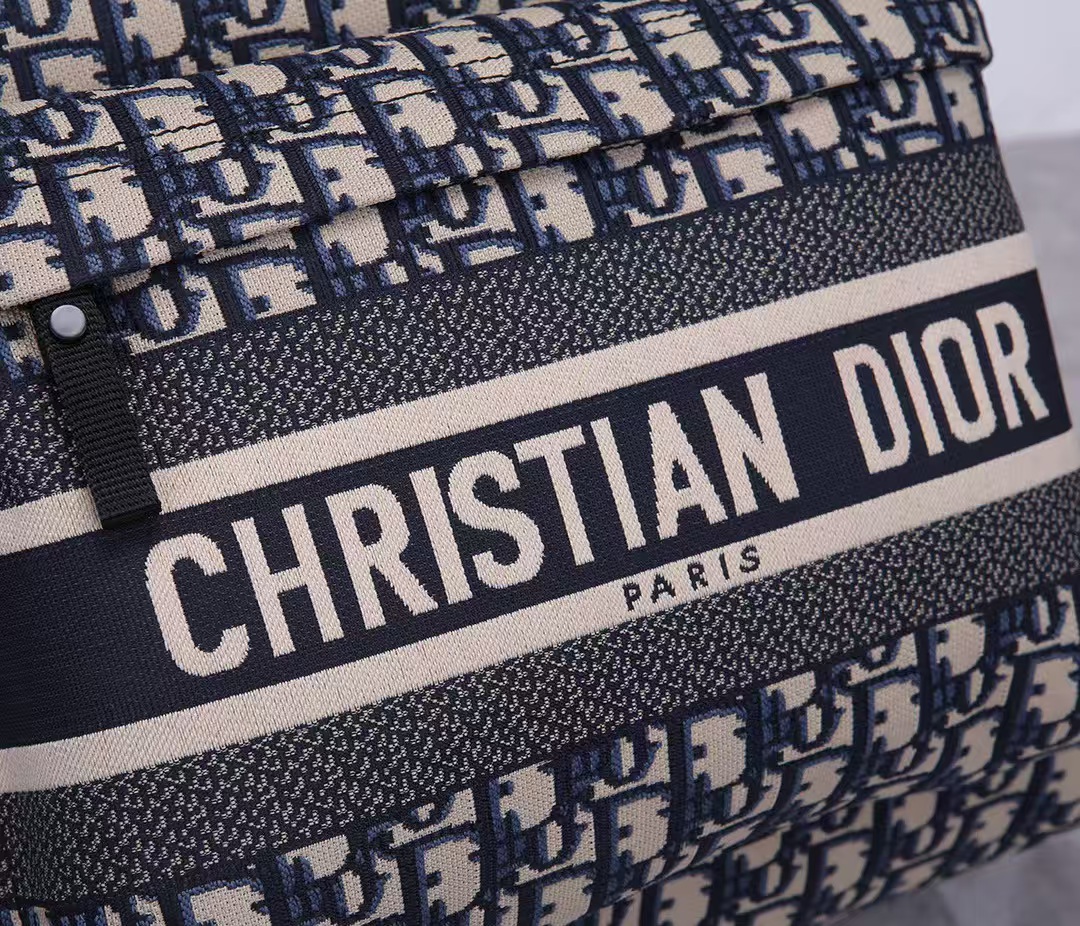 DIORTRAVEL BACKPACK Blue Dior Oblique Jacquard  M6104STZQ