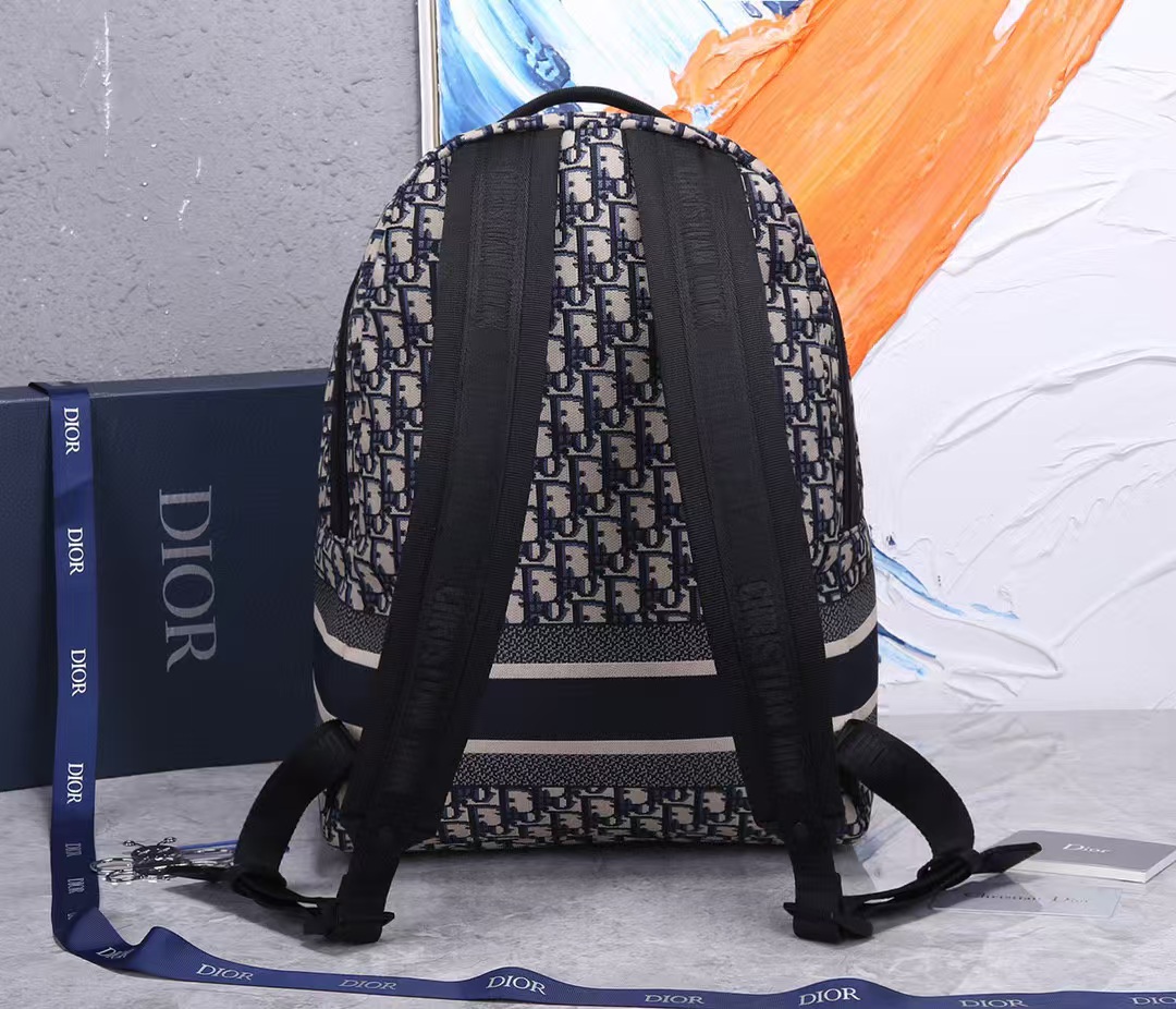 DIORTRAVEL BACKPACK Blue Dior Oblique Jacquard  M6104STZQ