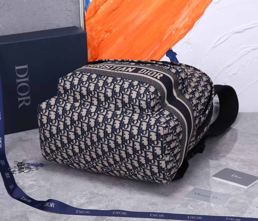 DIORTRAVEL BACKPACK Blue Dior Oblique Jacquard  M6104STZQ