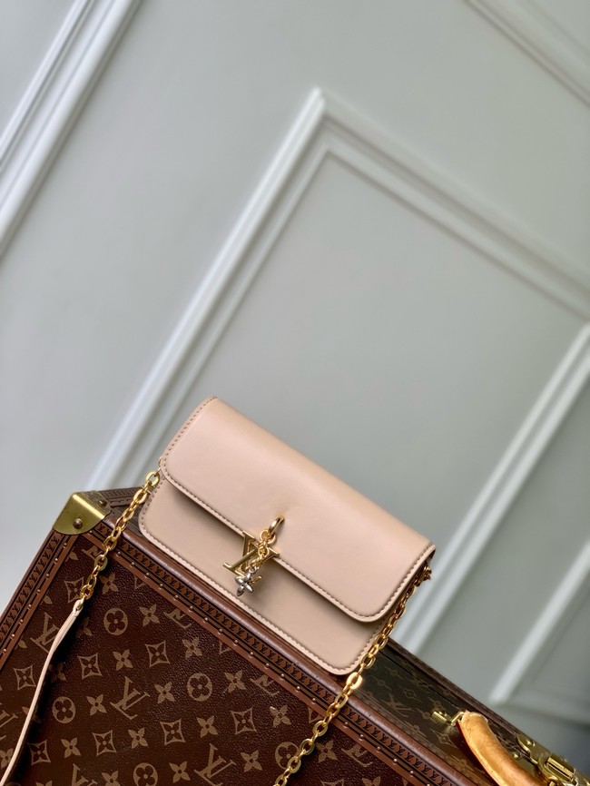 Louis Vuitton NEW Wallet On Chain LV Bloom M14581 Macchiato Cream