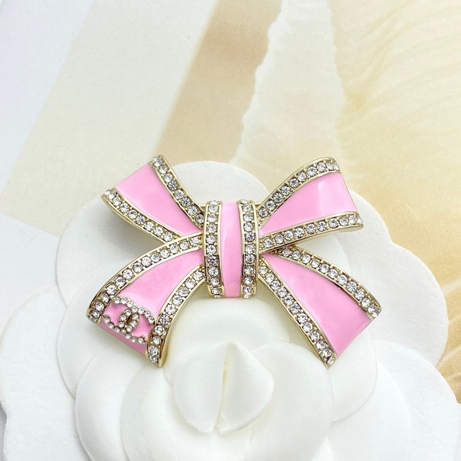 Chanel brooch CE81048