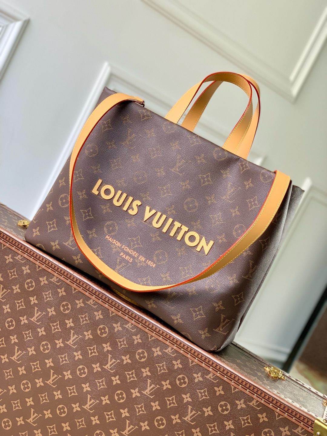 Louis Vuitton Shopper Tote MM M13928