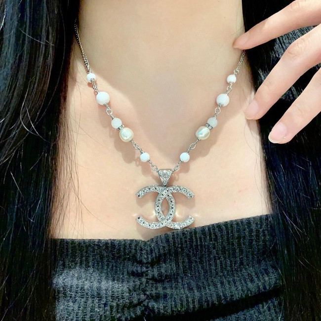 Chanel necklace CE81115