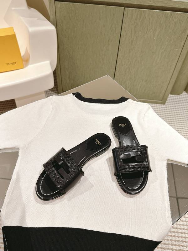 Fendi Shoes FDS00131