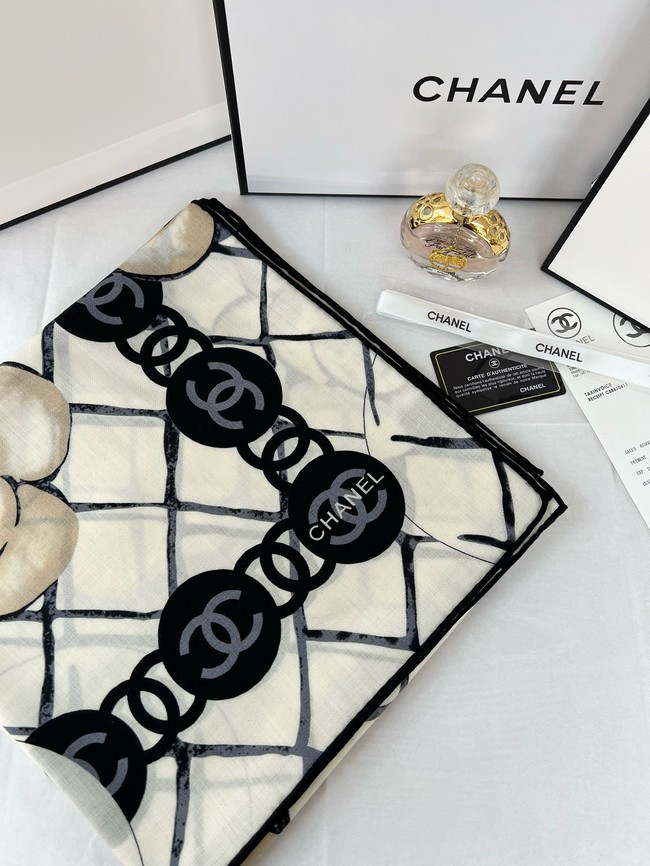 Chanel Shawl Cashmere and Silk 06389