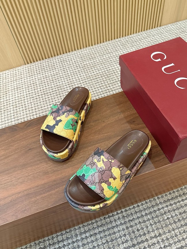 GUCCI Womens platform slide sandal 87185-3