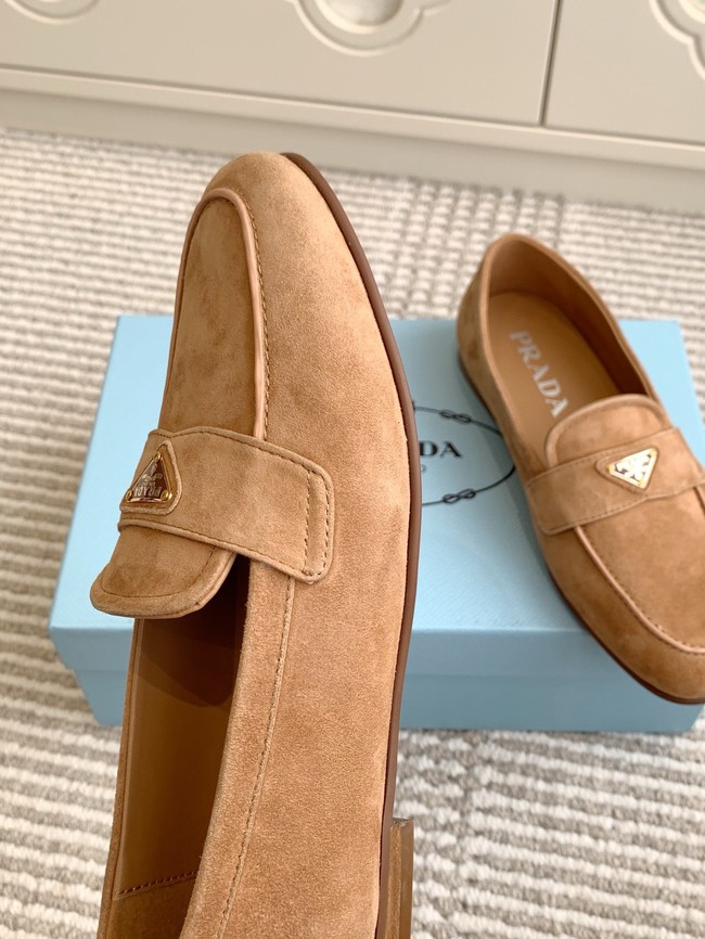 Prada leather loafers 87199-6