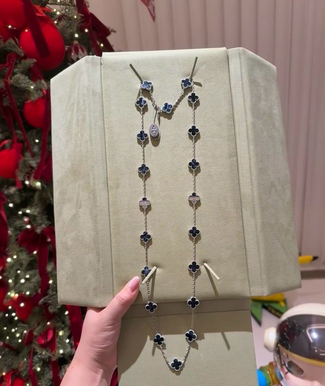 Van Cleef & Arpels necklace CE81807