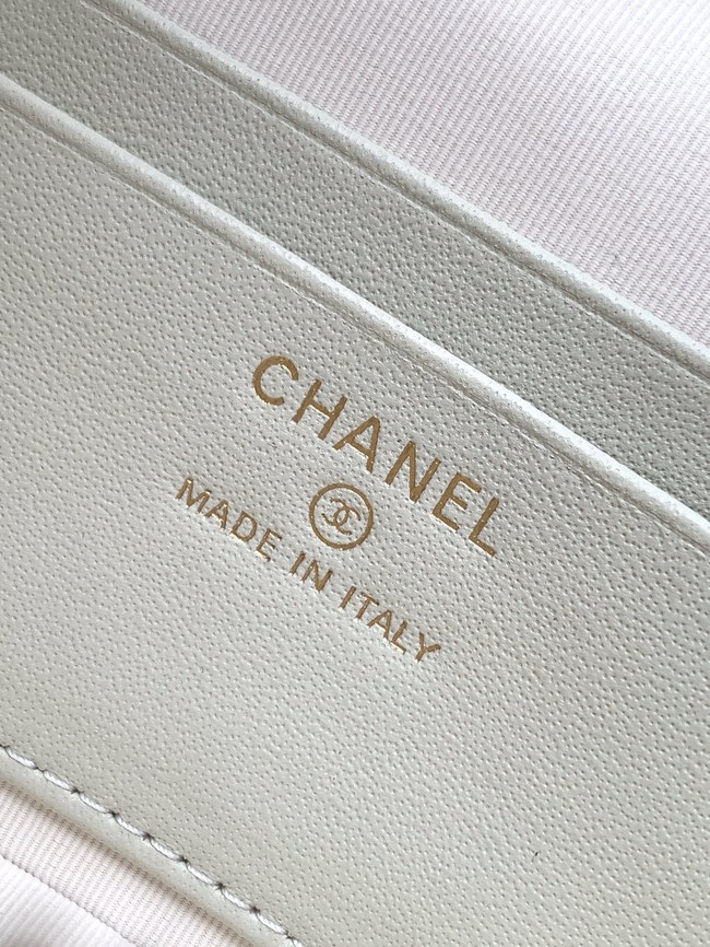 Chanel Vanity with Chain 26C Oil-tanned leather AP4936 white