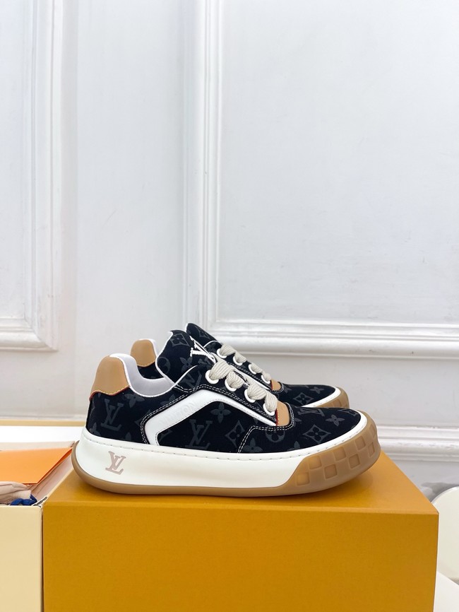 Louis Vuitton Trainer Sneaker 35963-9