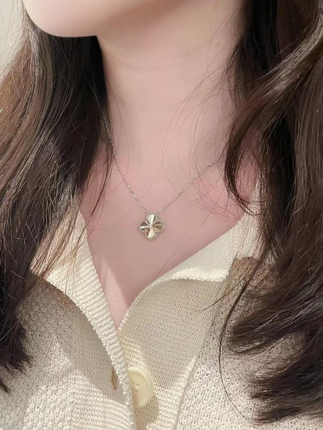 Van Cleef & Arpels necklace CE82008